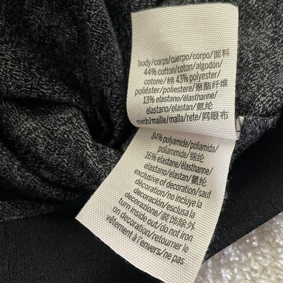 PINK Victorias Secret Womens Athletic Capri Leggings Sz Small Mesh Accent Gray - Picture 8 of 8